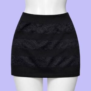 Reitmans 1990s Black Goth Mini Skirt with Lace Accents
